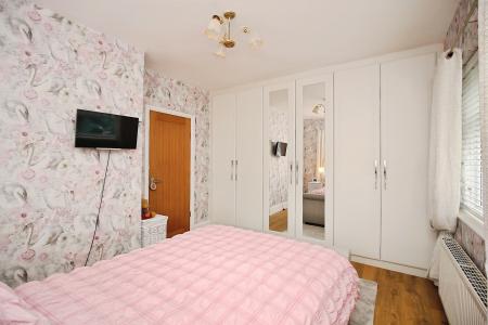 4 bedroom Detached bungalow for sale in Humberstone Lane, Thurmaston, LE4