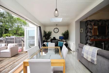 2 bedroom Detached bungalow for sale in Humberstone Lane, Thurmaston, LE4