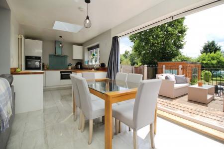 2 bedroom Detached bungalow for sale in Humberstone Lane, Thurmaston, LE4