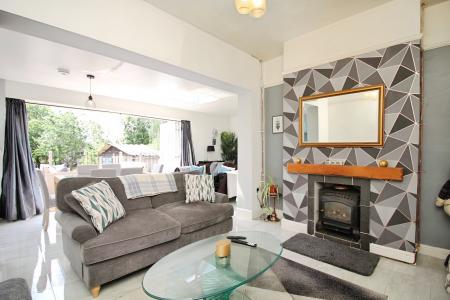 2 bedroom Detached bungalow for sale in Humberstone Lane, Thurmaston, LE4