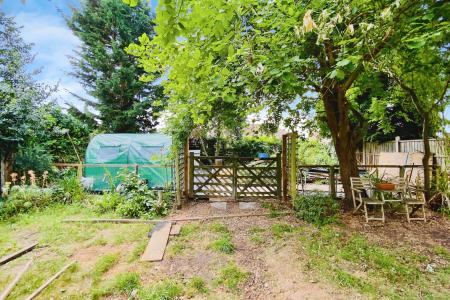 2 bedroom Detached bungalow for sale in Humberstone Lane, Thurmaston, LE4