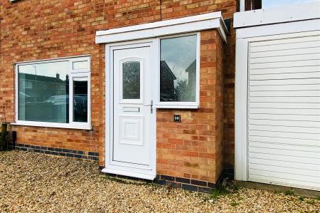 3 bedroom Semi-detached house for sale in Huntsmans Dale, East Goscote, LE7