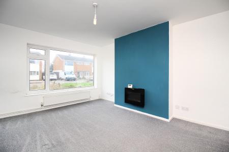 3 bedroom Semi-detached house for sale in Huntsmans Dale, East Goscote, LE7