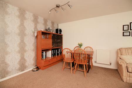 2 bedroom Flat for sale in Jack Hardy Close, Syston, LE7