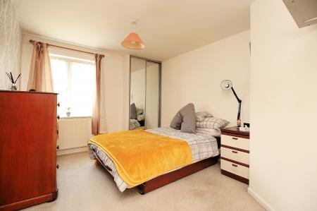 2 bedroom Flat for sale in Jack Hardy Close, Syston, LE7