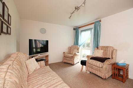 2 bedroom Flat for sale in Jack Hardy Close, Syston, LE7