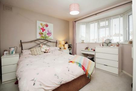 3 bedroom Detached house for sale in June Avenue, Thurmaston, LE4