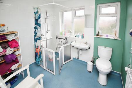 3 bedroom Detached house for sale in June Avenue, Thurmaston, LE4