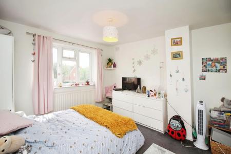 3 bedroom Detached house for sale in June Avenue, Thurmaston, LE4