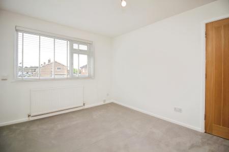 3 bedroom Semi-detached house for sale in Keble Drive, Syston, LE7