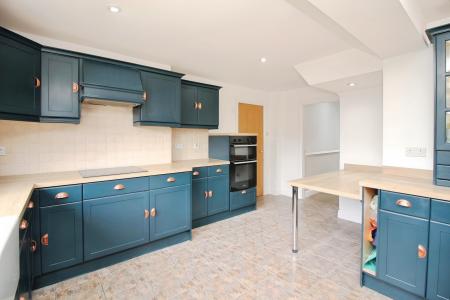 3 bedroom Semi-detached house for sale in Keble Drive, Syston, LE7