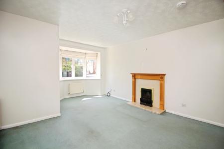 3 bedroom Semi-detached house for sale in Kingfisher Road, Mountsorrel, LE12