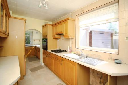 3 bedroom Semi-detached house for sale in Kings Drive, Leicester Forest East, LE3