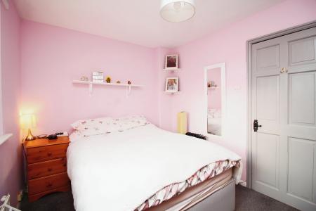 2 bedroom Semi-detached house for sale in Laithwaite Close, Anstey Heights, Leicester, LE4