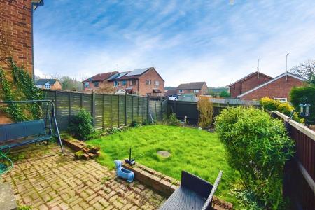 2 bedroom Semi-detached house for sale in Laithwaite Close, Anstey Heights, Leicester, LE4