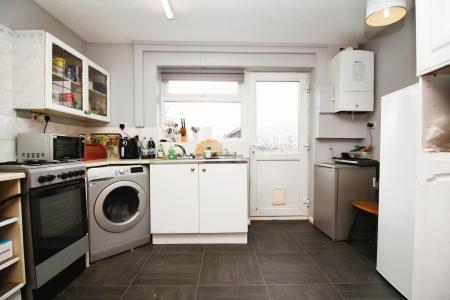 2 bedroom Semi-detached house for sale in Laithwaite Close, Anstey Heights, Leicester, LE4