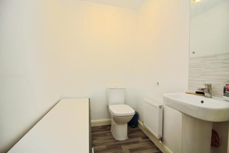 4 bedroom Town house for sale in Langton Way, Leicester, LE4