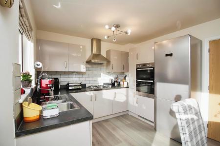 4 bedroom Detached house for sale in Lime Avenue, Sapcote, LE9