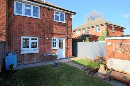 3 bedroom Town house for sale in Lime Close, Syston, LE7