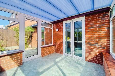 2 bedroom Detached bungalow for sale in Lime Drive, Syston, LE7