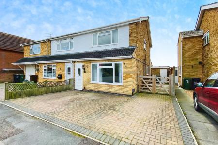 3 bedroom Semi-detached house for sale in Lime Drive, Syston, LE7