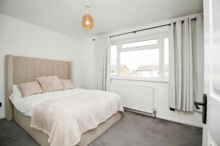 3 bedroom Semi-detached house for sale in Lime Drive, Syston, LE7