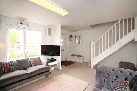 2 bedroom Terraced House for sale in Linacre Crescent, Syston, LE7