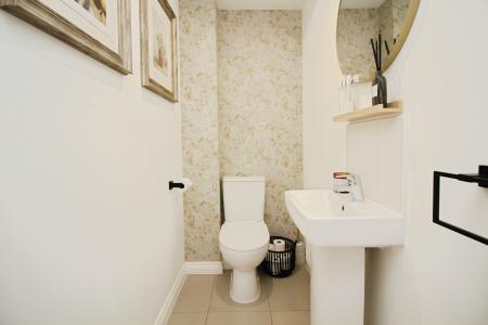 3 bedroom Terraced House for sale in Linacre Crescent, Syston, LE7