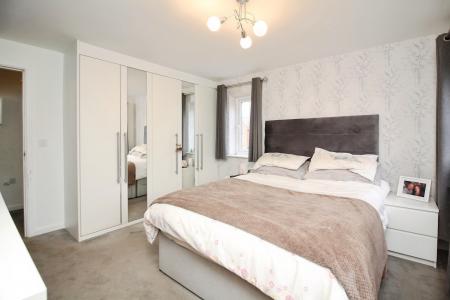 4 bedroom Detached house for sale in Loddington Close, Syston, LE7