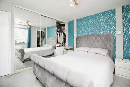 2 bedroom Terraced House for sale in Long Furrow, East Goscote, LE7