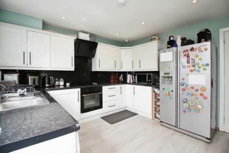 2 bedroom Terraced House for sale in Long Furrow, East Goscote, LE7