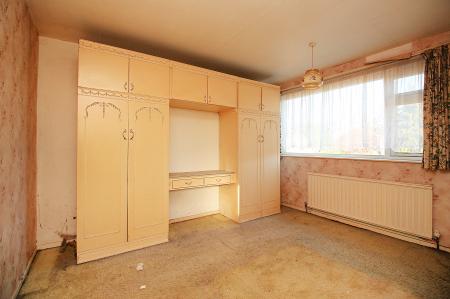 3 bedroom Semi-detached house for sale in Long Furrow, East Goscote, LE7