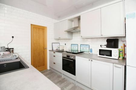 3 bedroom End of terrace house for sale in Long Furrow, East Goscote, LE7