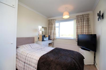 3 bedroom Detached house for sale in Long Furrow, East Goscote, LE7