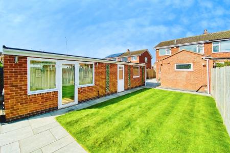 3 bedroom Semi-detached house for sale in Long Furrow, East Goscote, LE7