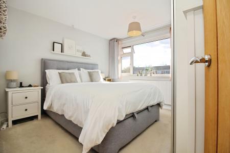 3 bedroom Semi-detached house for sale in Long Furrow, East Goscote, LE7