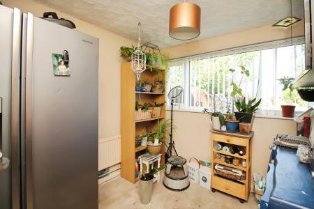 3 bedroom Semi-detached house for sale in Long Furrow, East Goscote, LE7