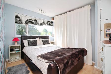 3 bedroom Semi-detached house for sale in Long Furrow, East Goscote, LE7