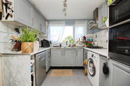 3 bedroom Semi-detached house for sale in Long Furrow, East Goscote, LE7