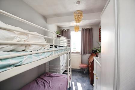 3 bedroom Semi-detached house for sale in Long Furrow, East Goscote, LE7