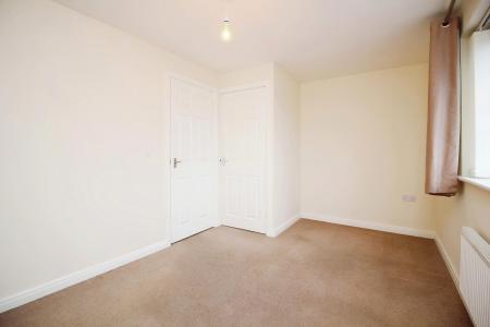 2 bedroom Semi-detached house for sale in Long Meadow Way, Birstall, LE4