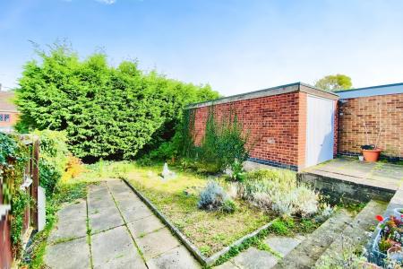 3 bedroom Semi-detached house for sale in Lonsdale Road, Thurmaston, LE4