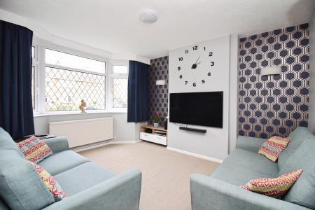 3 bedroom Semi-detached house for sale in Ludgate Close, Birstall, LE4