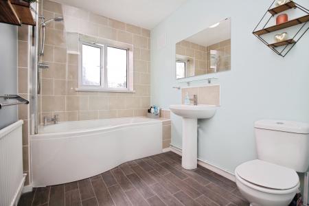 3 bedroom Semi-detached house for sale in Ludgate Close, Birstall, LE4