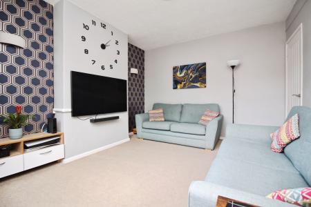 3 bedroom Semi-detached house for sale in Ludgate Close, Birstall, LE4