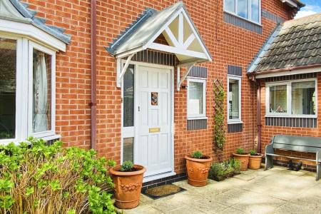 4 bedroom Detached house for sale in The Pinfold, Main Street, Queniborough, LE7