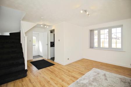 1 bedroom Terraced House for sale in Manston Close, Off Barkbythorpe Road, Leicester, LE4