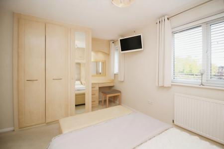 3 bedroom Semi-detached house for sale in Martin Drive, Syston, LE7