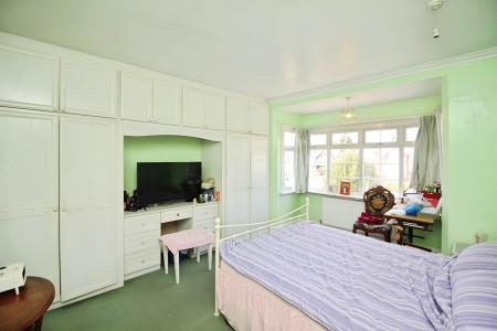 5 bedroom Detached house for sale in Melton Road, Syston, LE7