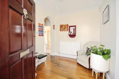 5 bedroom Detached house for sale in Melton Road, Syston, LE7